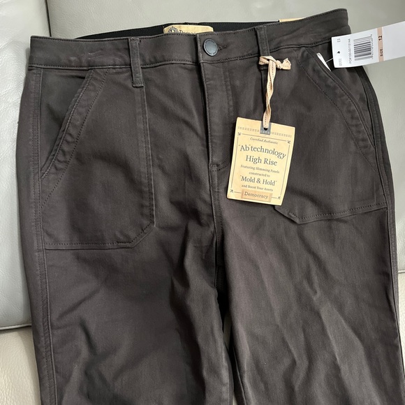 NWT - Democracy Women’s Jeans “Ab” Technology High Rise Mold & Hold - Size 12 - Picture 2 of 7